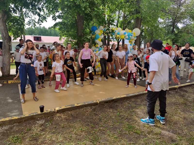 Фестиваль "ArtOzFest": признание в любви к Озерску Фестиваль "ArtOzFest": признание в любви к Озерску